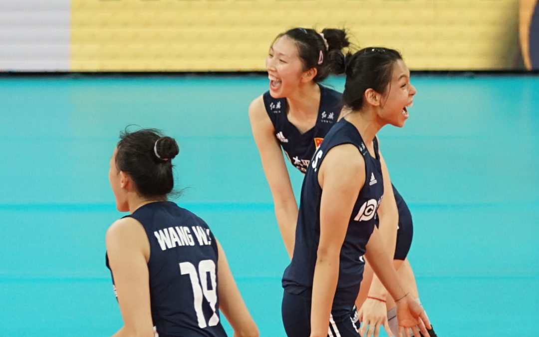 China sweeps Australia, moves to semis