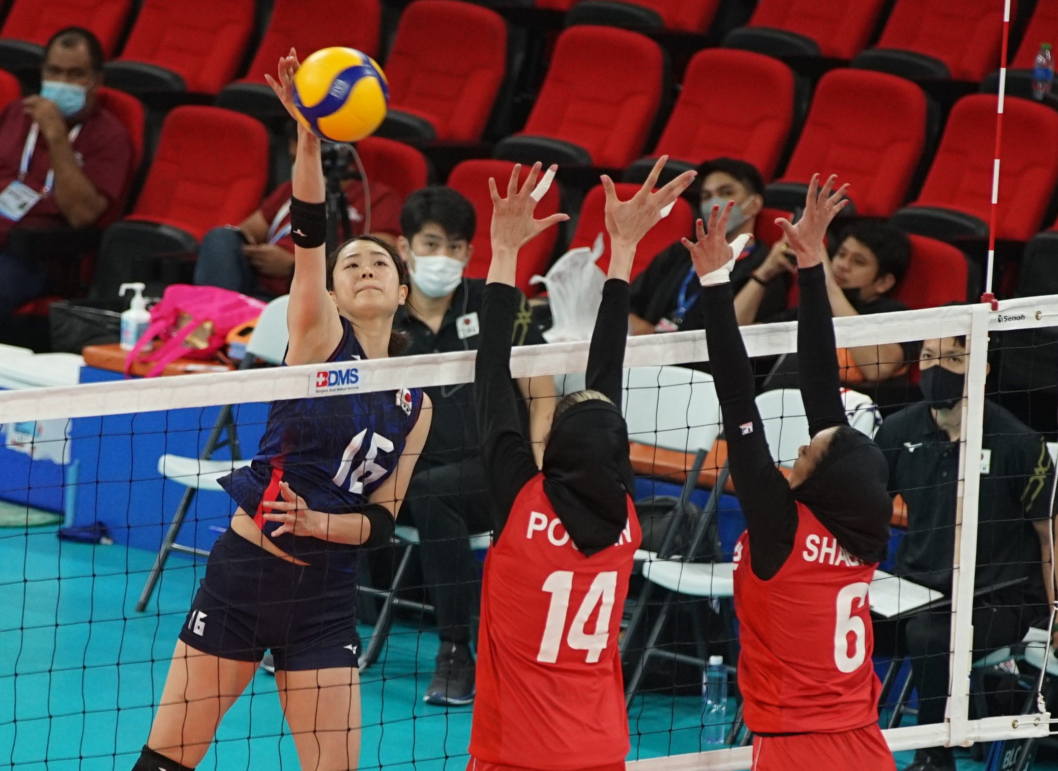 Japan beats Iran, sets semis date with Vietnam | Volleyball Philippines